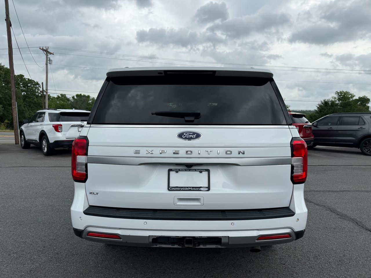 Ford Expedition XLT 4WD 2023
