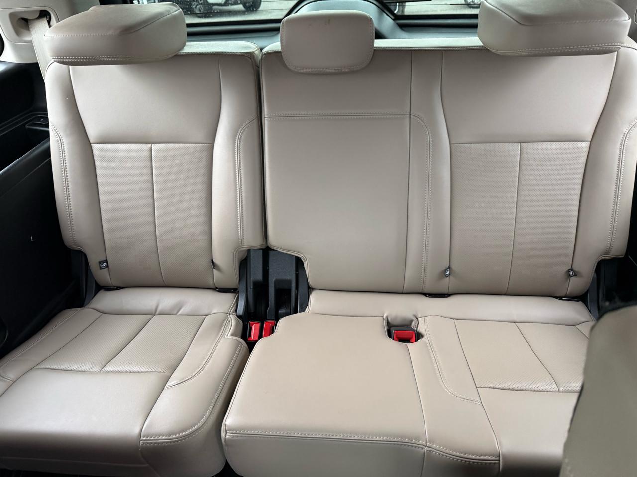Ford Expedition XLT 4WD 2023