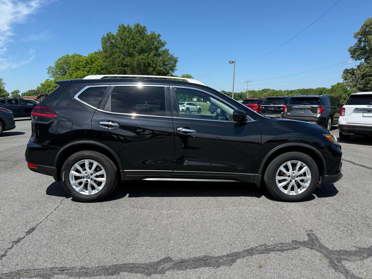 Nissan Rogue SV 2WD 2018