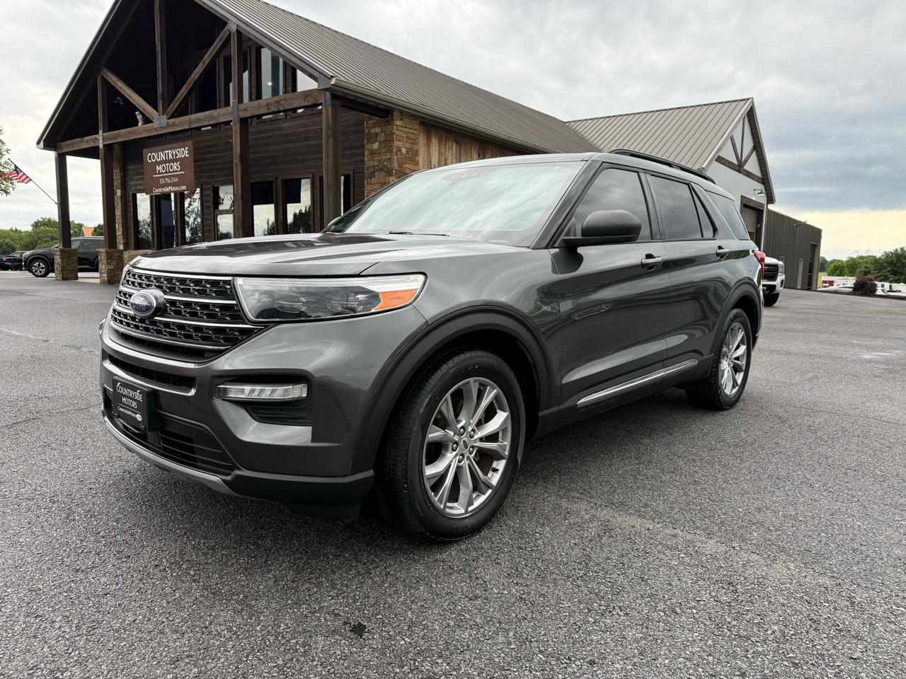 Vehicle Image 2