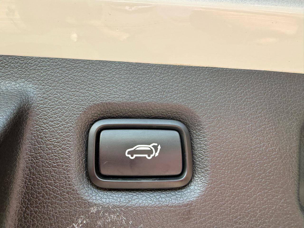 Hyundai Santa Fe Limited 2.0T 2019