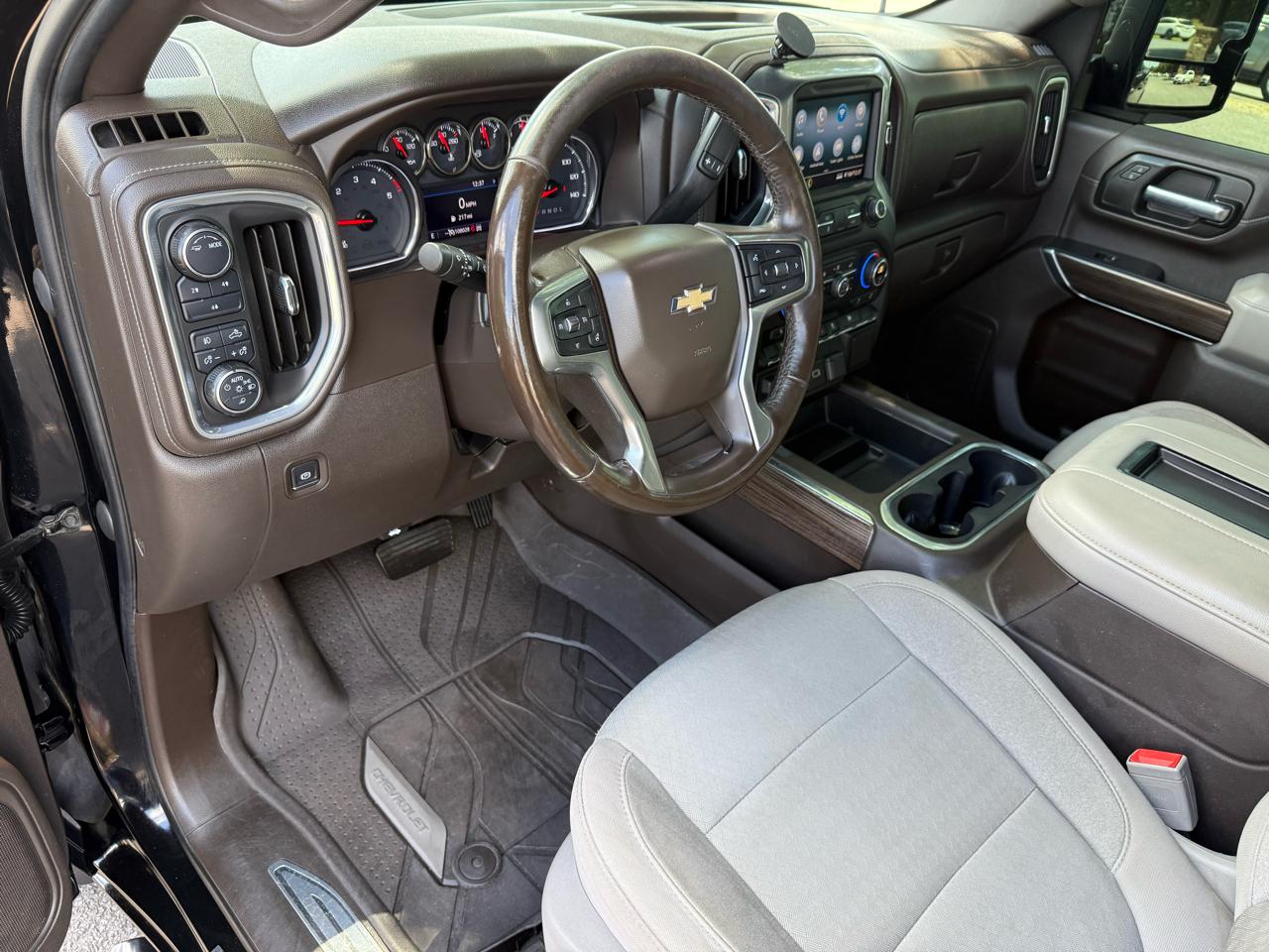Chevrolet Silverado 2500HD LT Crew Cab 4WD 2020