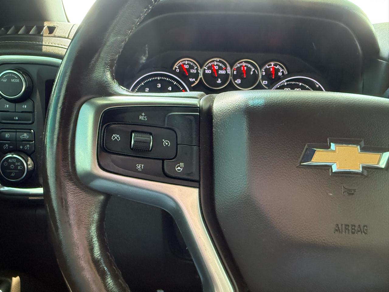 Chevrolet Silverado 2500HD LT Crew Cab 4WD 2020
