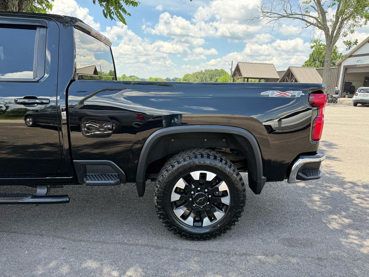 Chevrolet Silverado 2500HD LT Crew Cab 4WD 2020