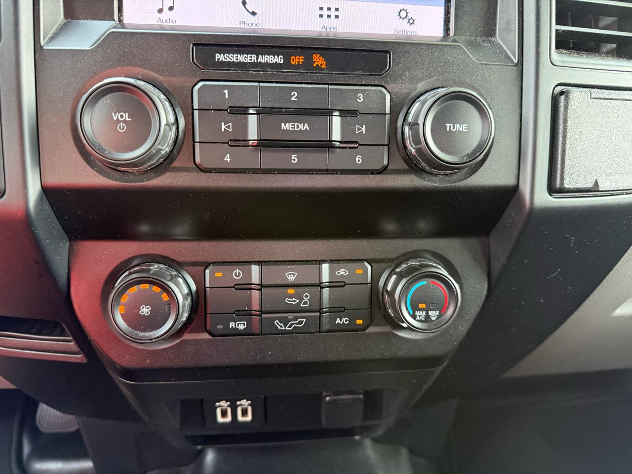Ford F-150  2019