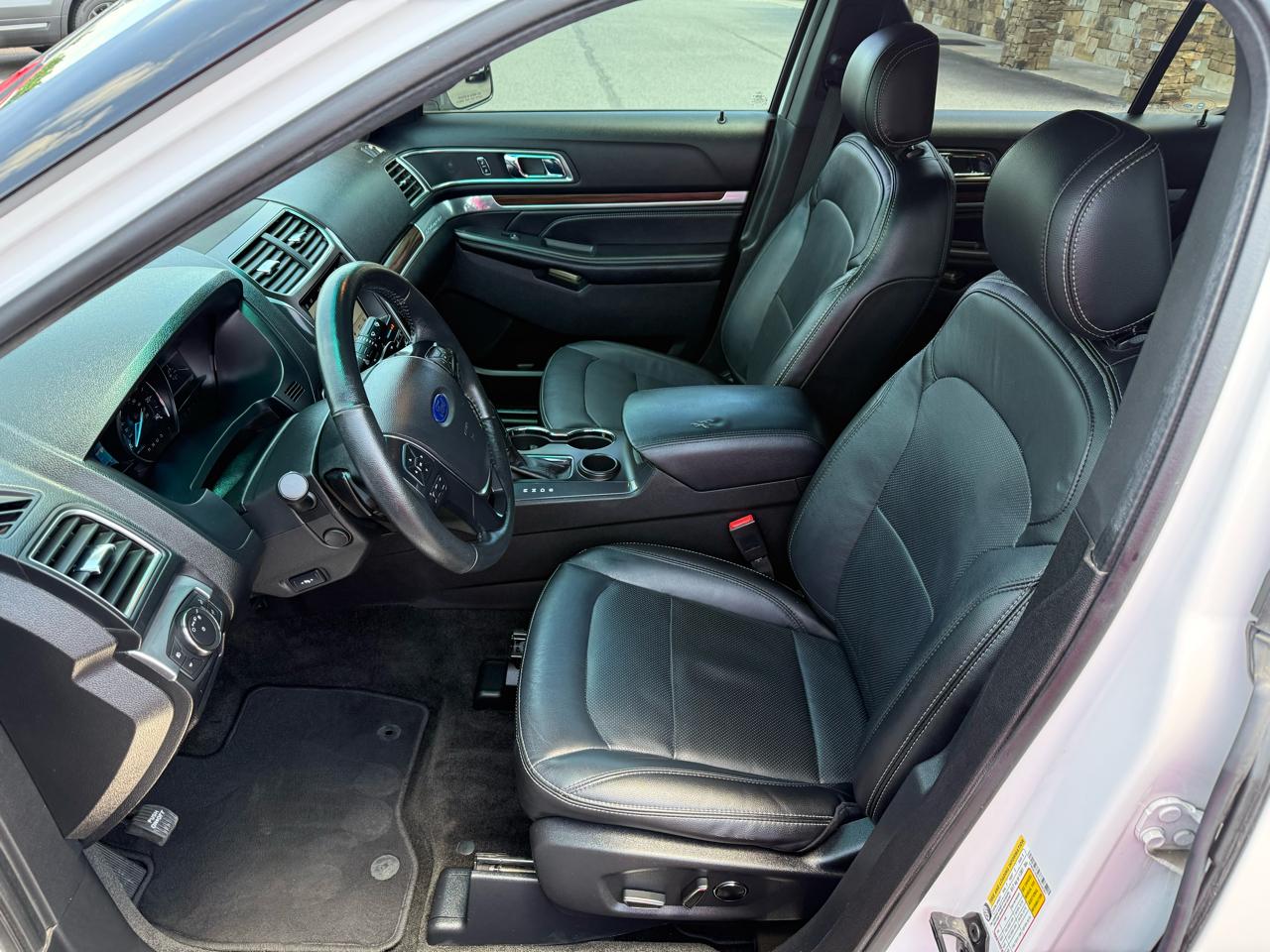 Ford Explorer Limited FWD 2017