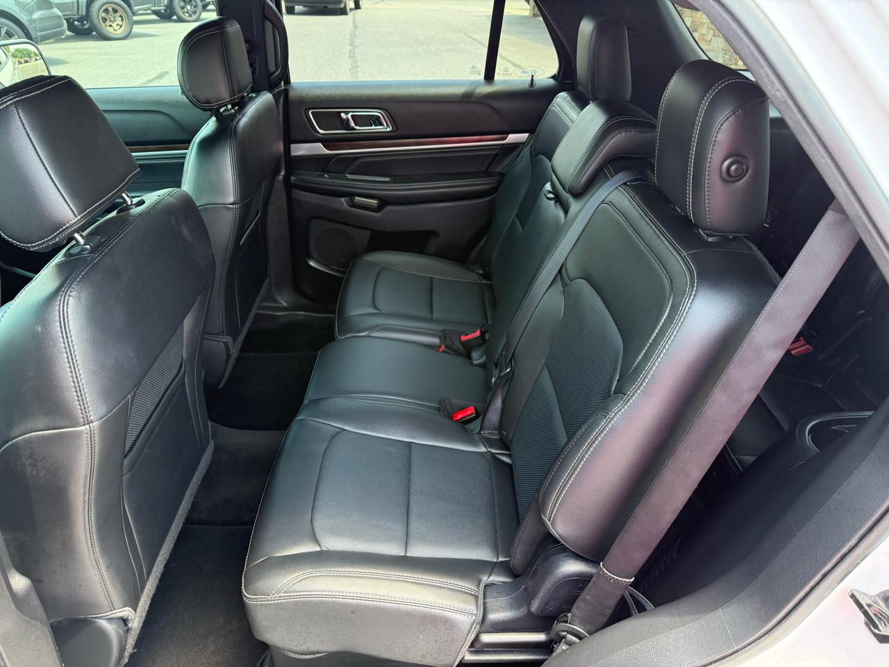 Ford Explorer Limited FWD 2017