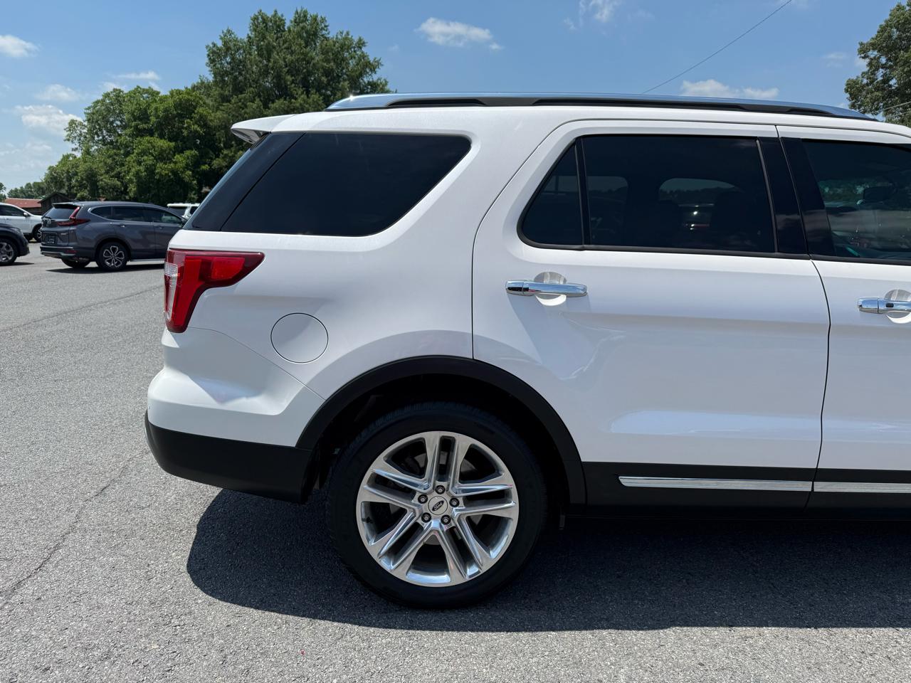 Ford Explorer Limited FWD 2017