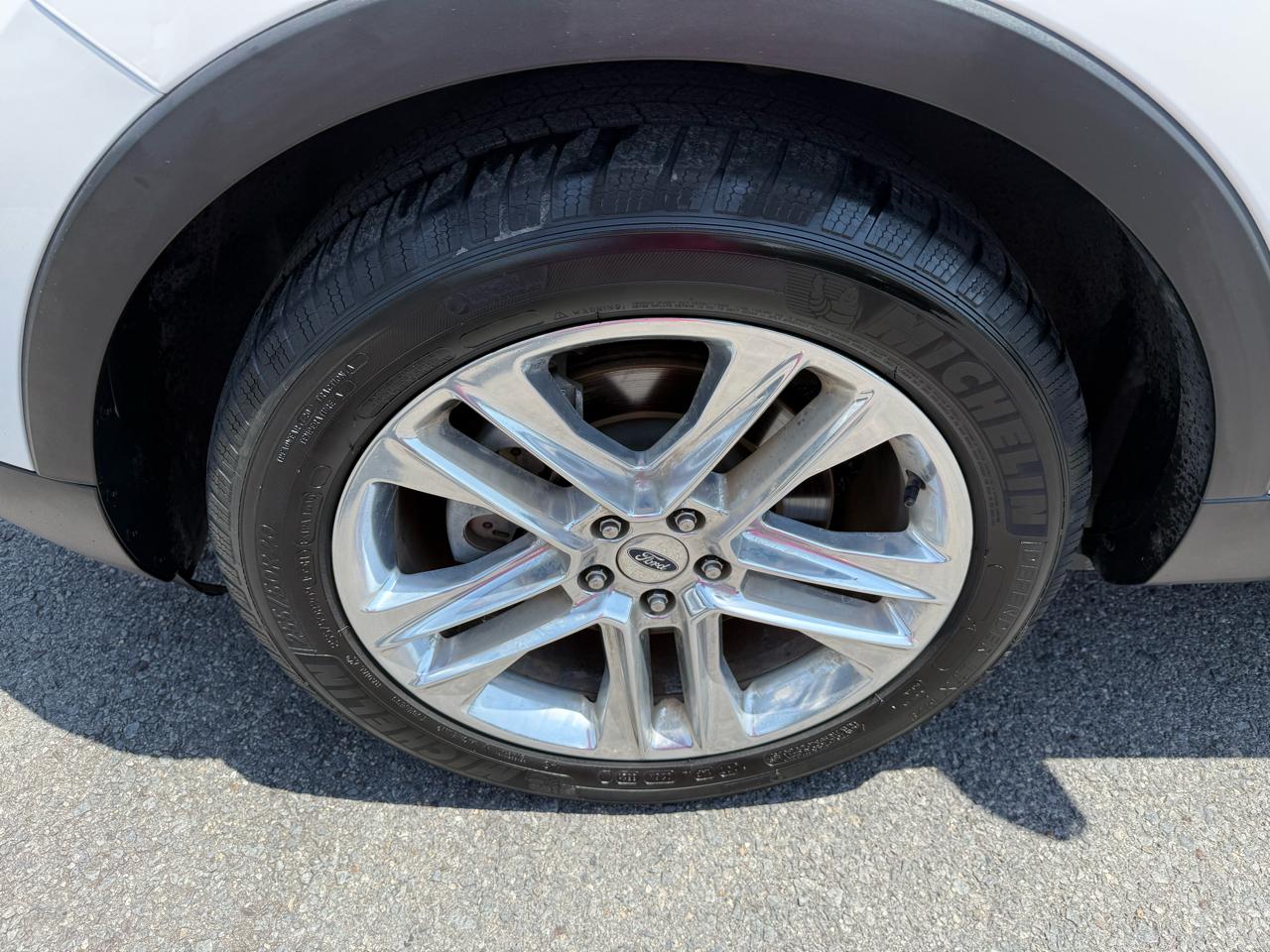 Ford Explorer Limited FWD 2017