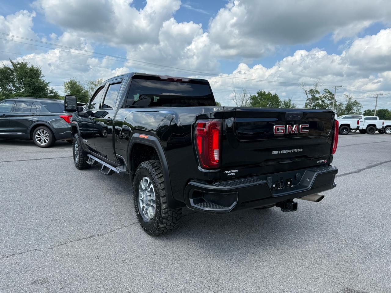 GMC Sierra 2500HD AT4 Crew Cab 4WD 2021