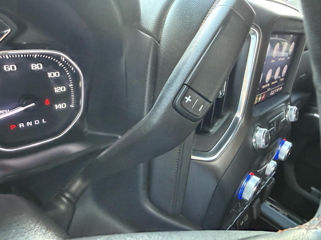 GMC Sierra 2500HD AT4 Crew Cab 4WD 2021