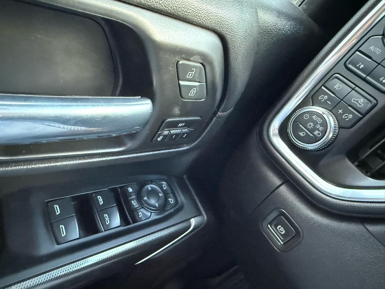 GMC Sierra 2500HD AT4 Crew Cab 4WD 2021