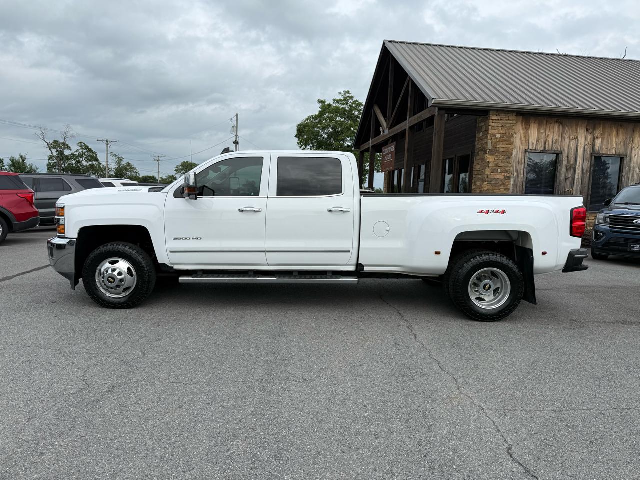 Chevrolet Silverado 3500HD LTZ Crew Cab 4WD 2019