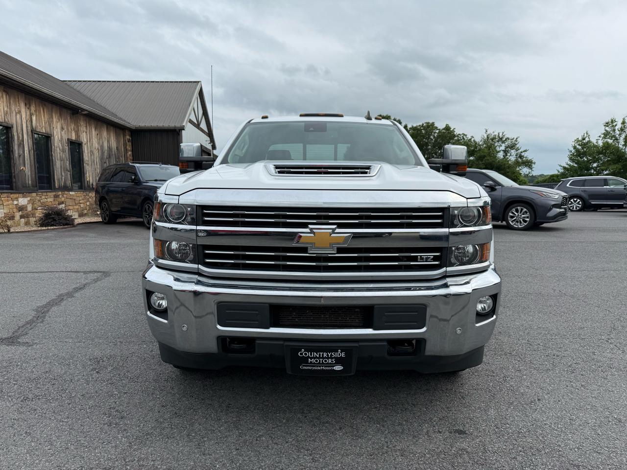 Chevrolet Silverado 3500HD LTZ Crew Cab 4WD 2019