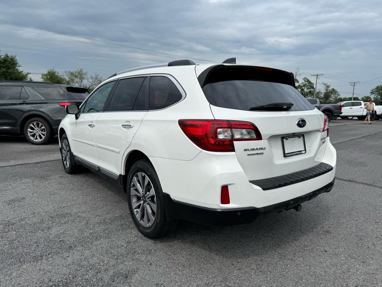 Subaru Outback 3.6R Touring 2017