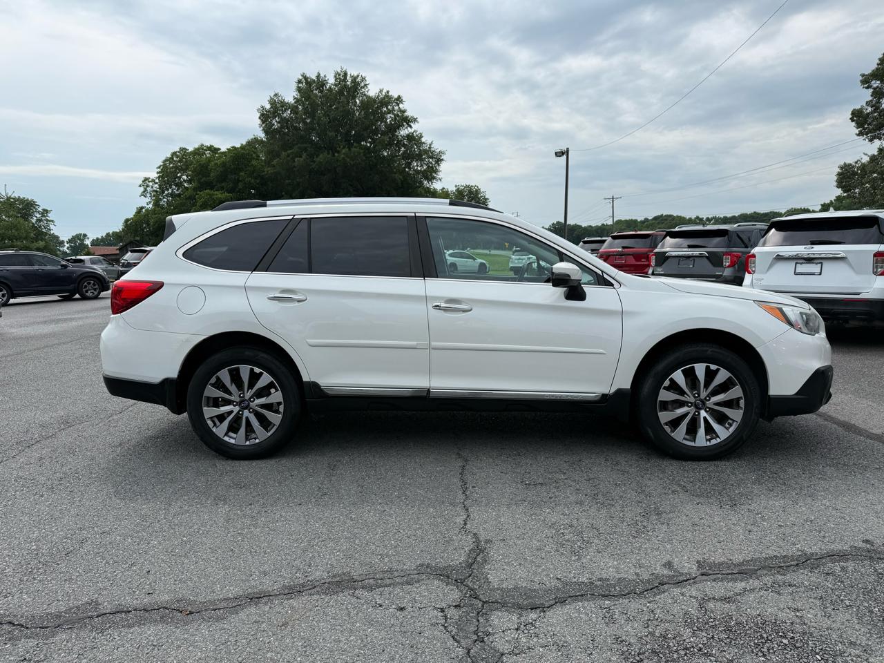 Subaru Outback 3.6R Touring 2017