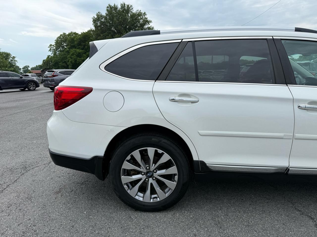 Subaru Outback 3.6R Touring 2017