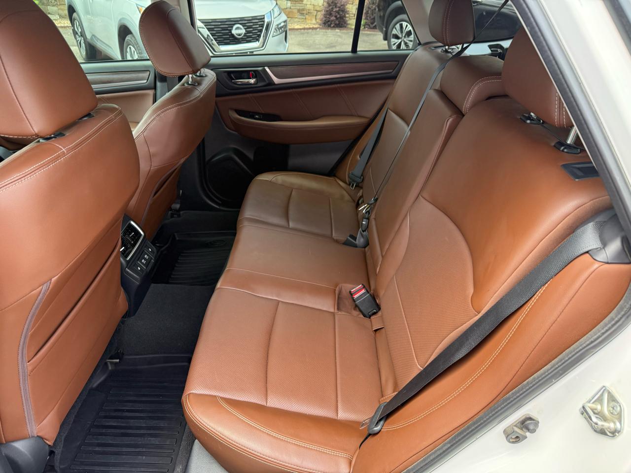 Subaru Outback 3.6R Touring 2019