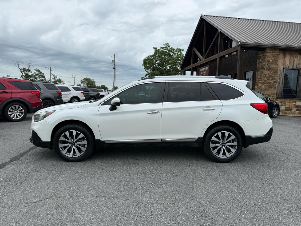 Subaru Outback 3.6R Touring 2019