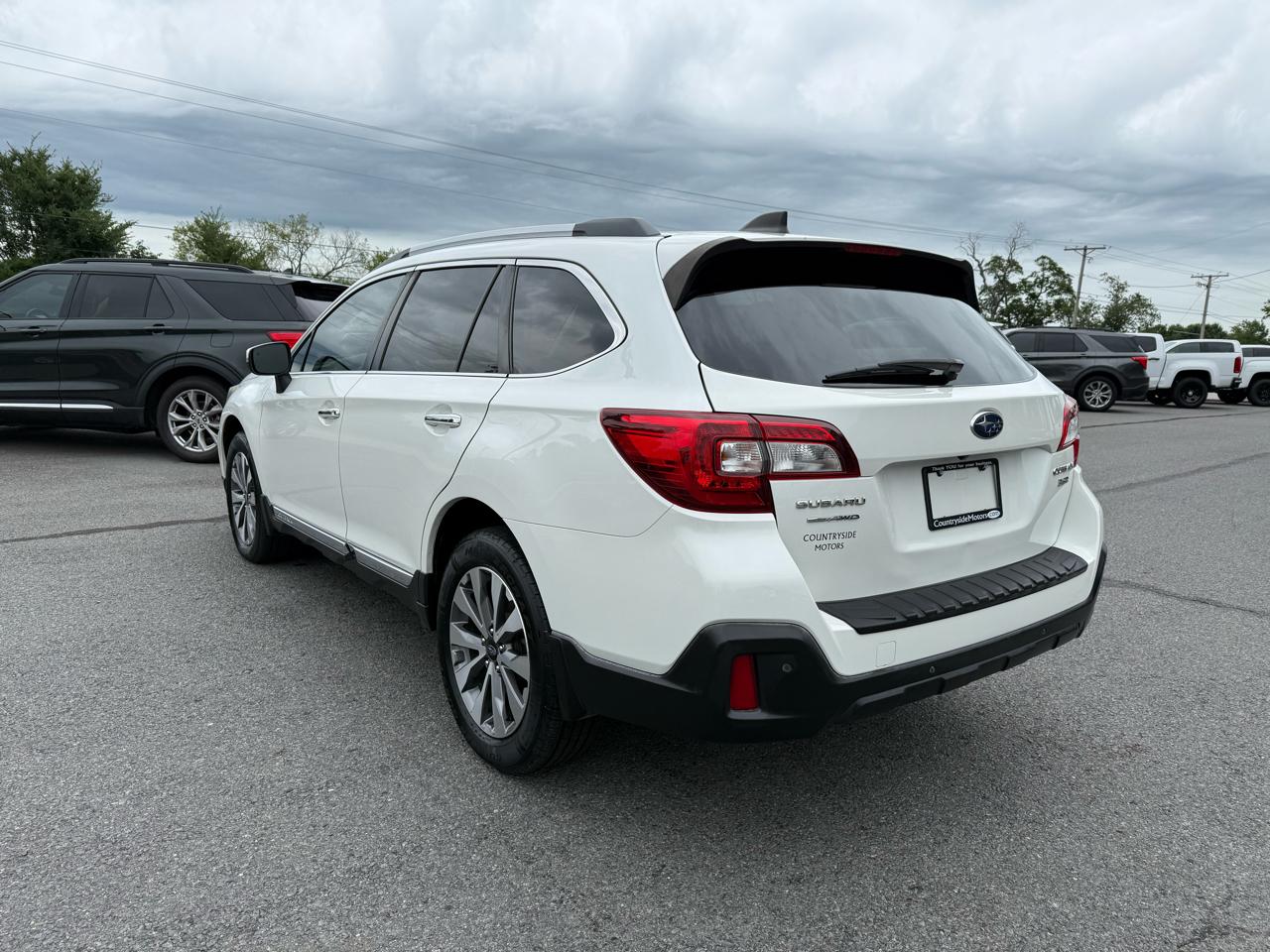 Subaru Outback 3.6R Touring 2019