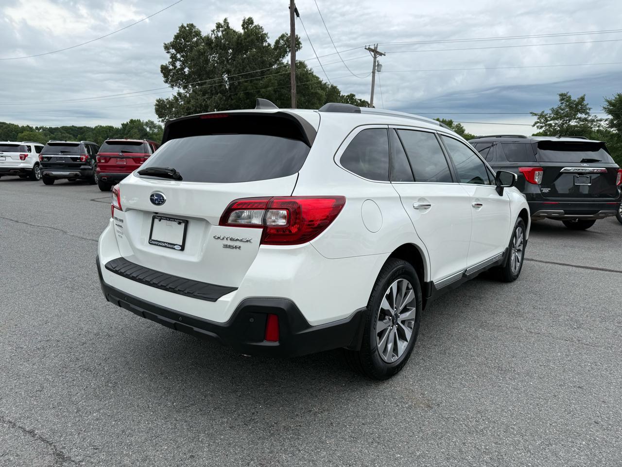 Subaru Outback 3.6R Touring 2019
