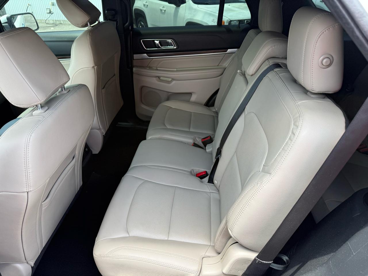 Ford Explorer Limited 4WD 2018