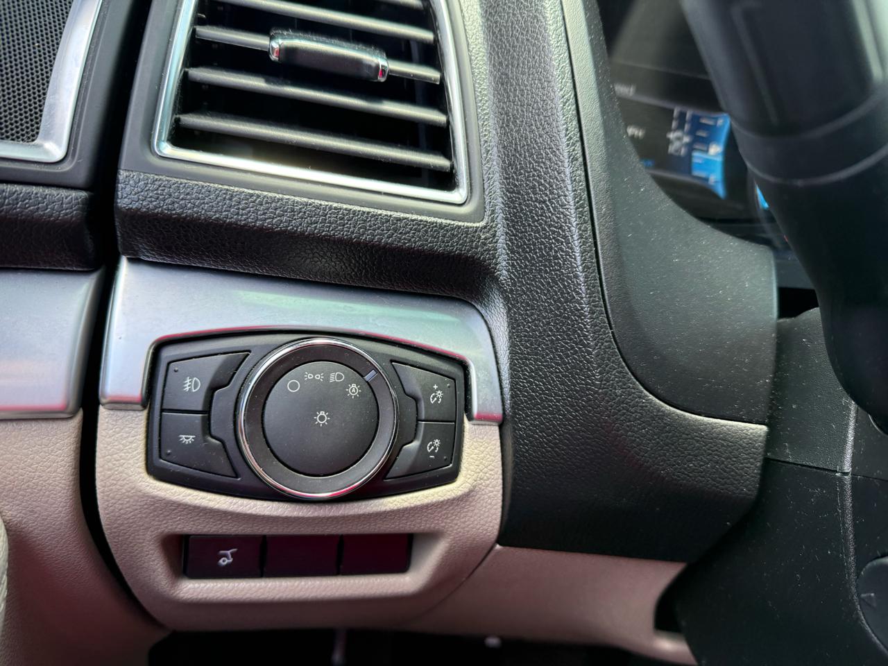 Ford Explorer Limited 4WD 2018
