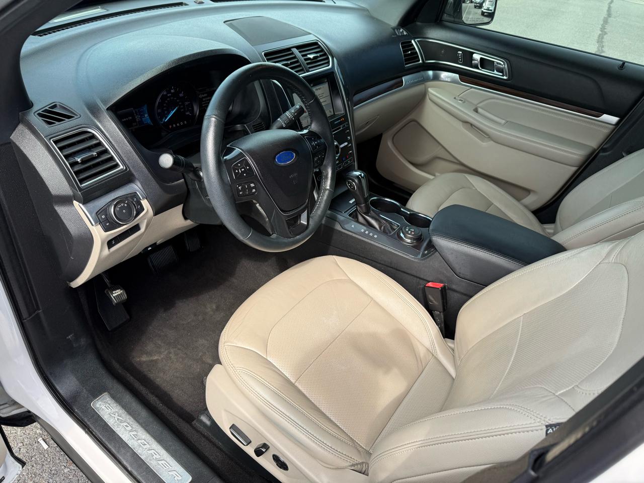 Ford Explorer Limited 4WD 2018
