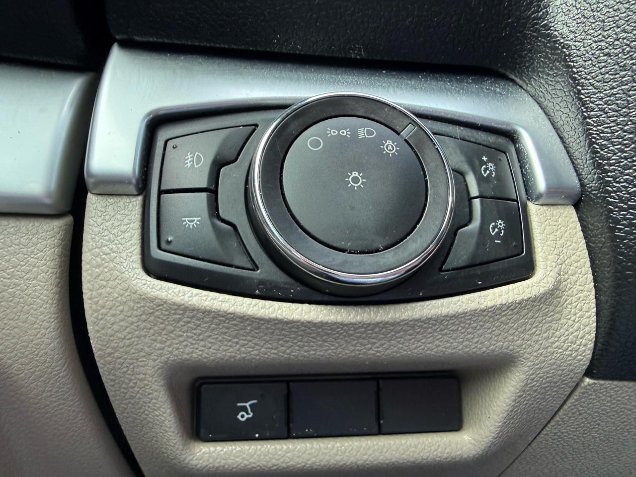Ford Explorer Limited 4WD 2018