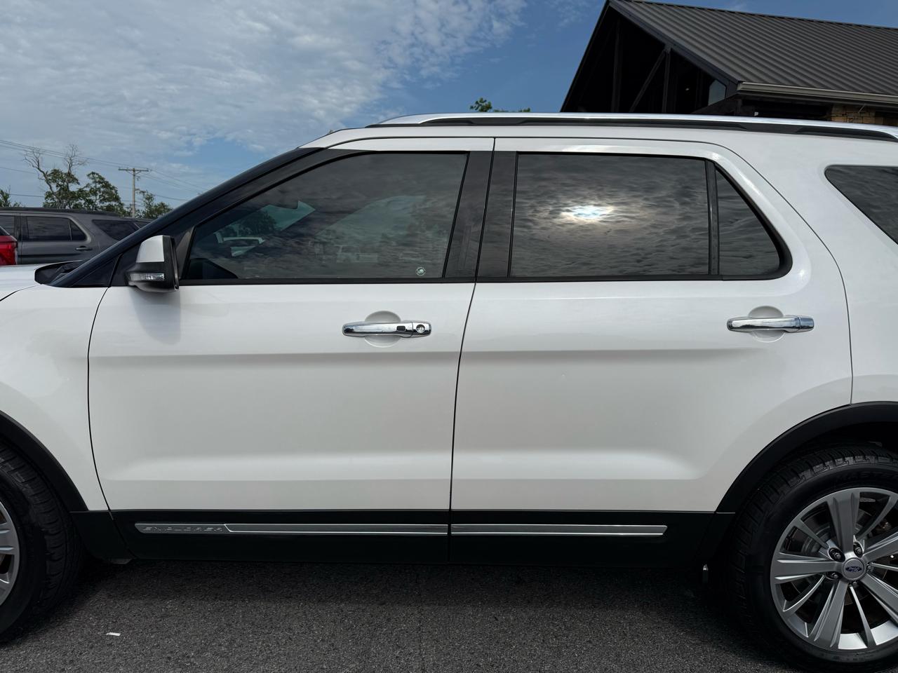 Ford Explorer Limited 4WD 2018