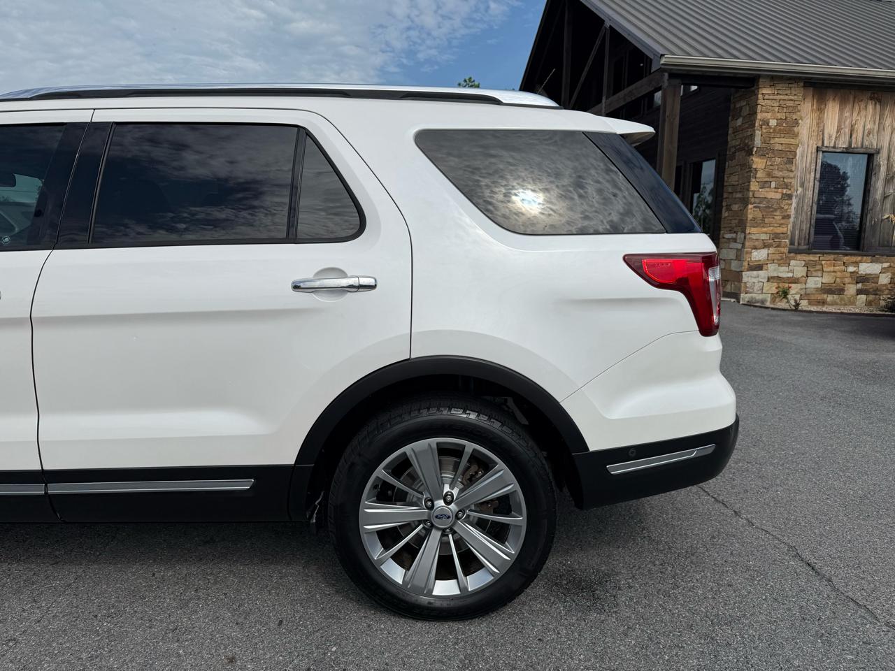 Ford Explorer Limited 4WD 2018