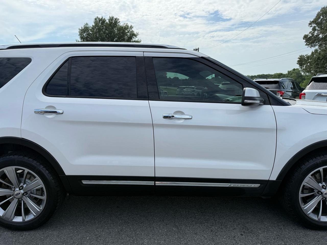 Ford Explorer Limited 4WD 2018