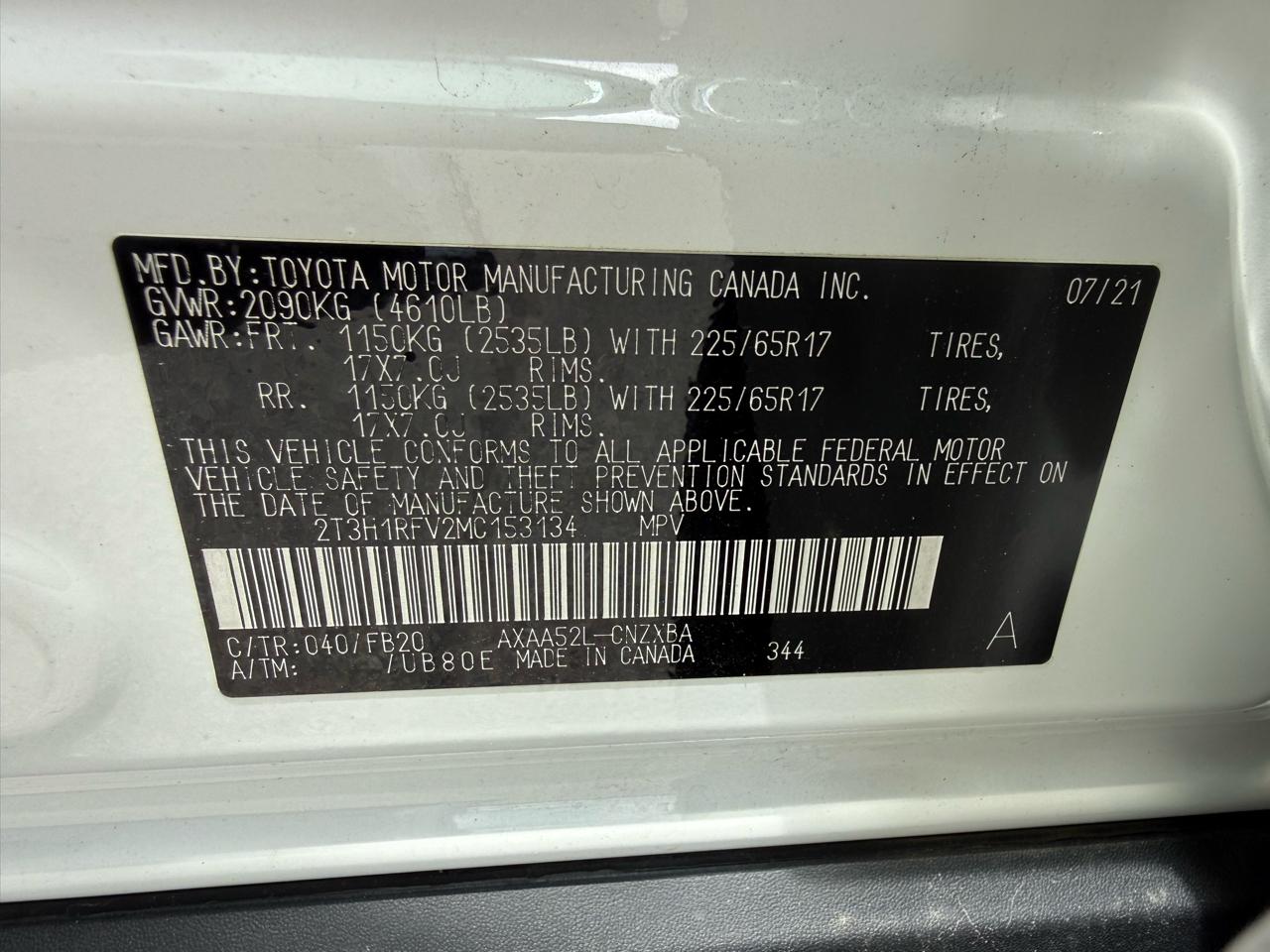 Toyota RAV4 LE 2021