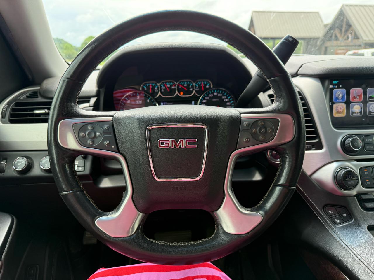 GMC Yukon XL SLT 4WD 2019
