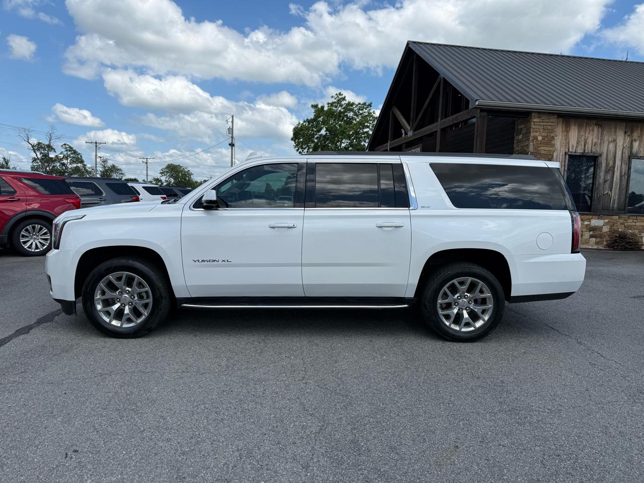 GMC Yukon XL SLT 4WD 2019