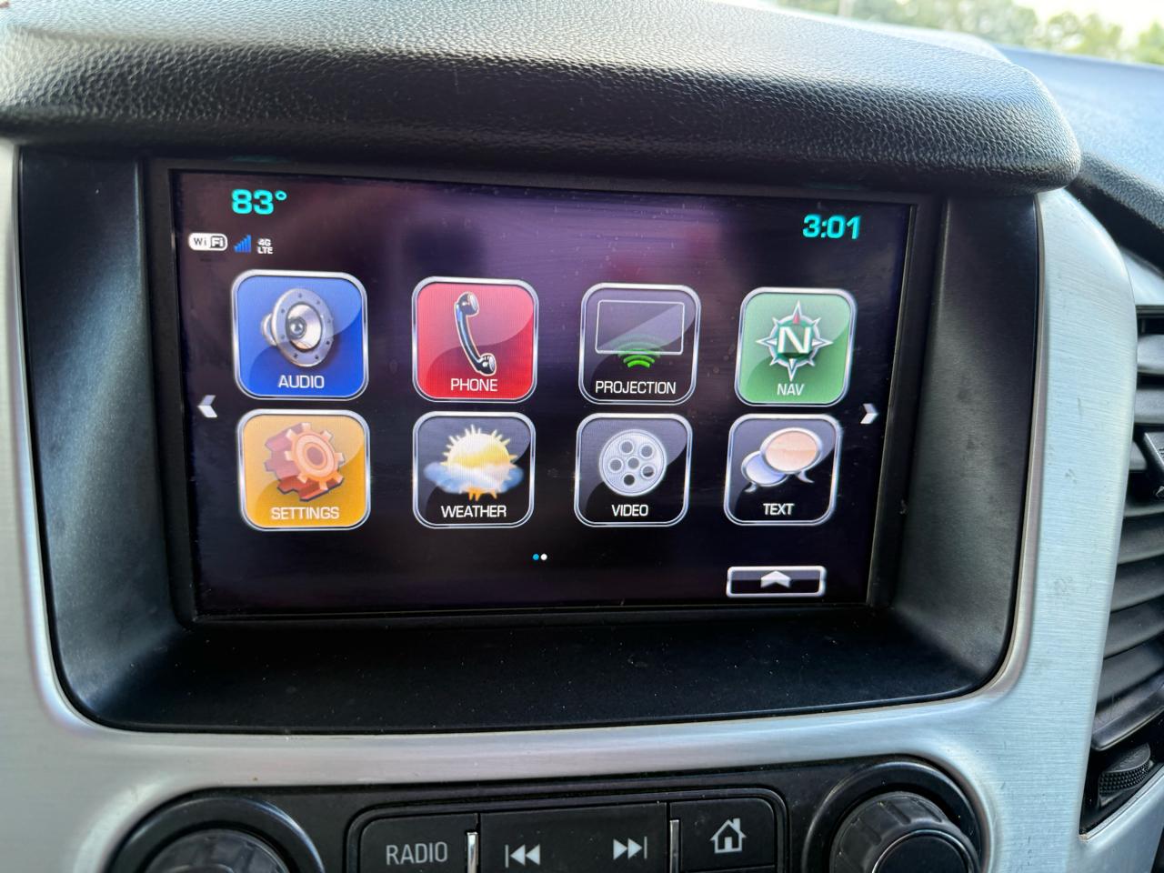 GMC Yukon XL SLT 4WD 2019