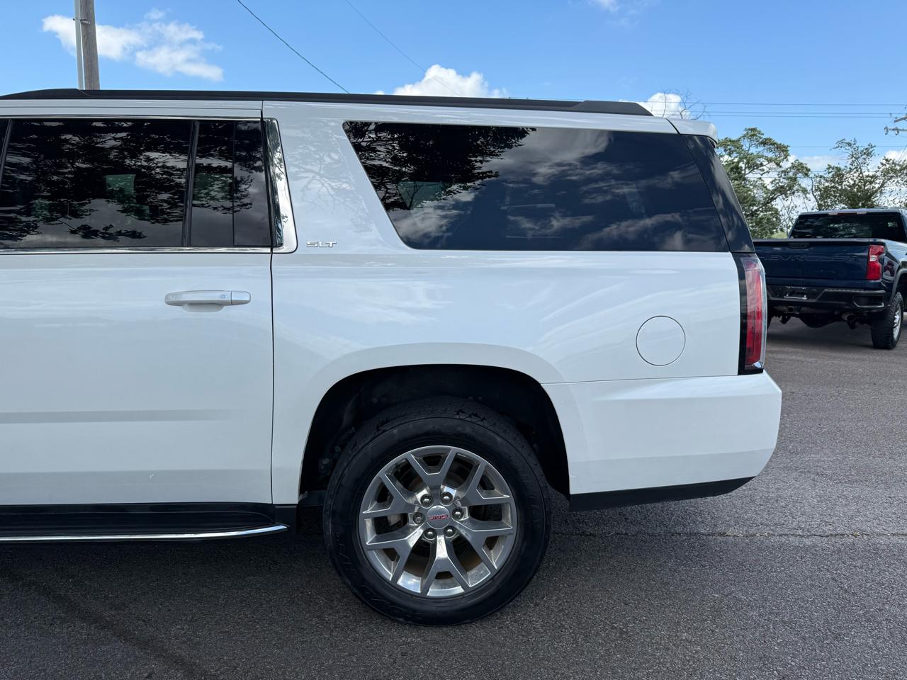 GMC Yukon XL SLT 4WD 2019