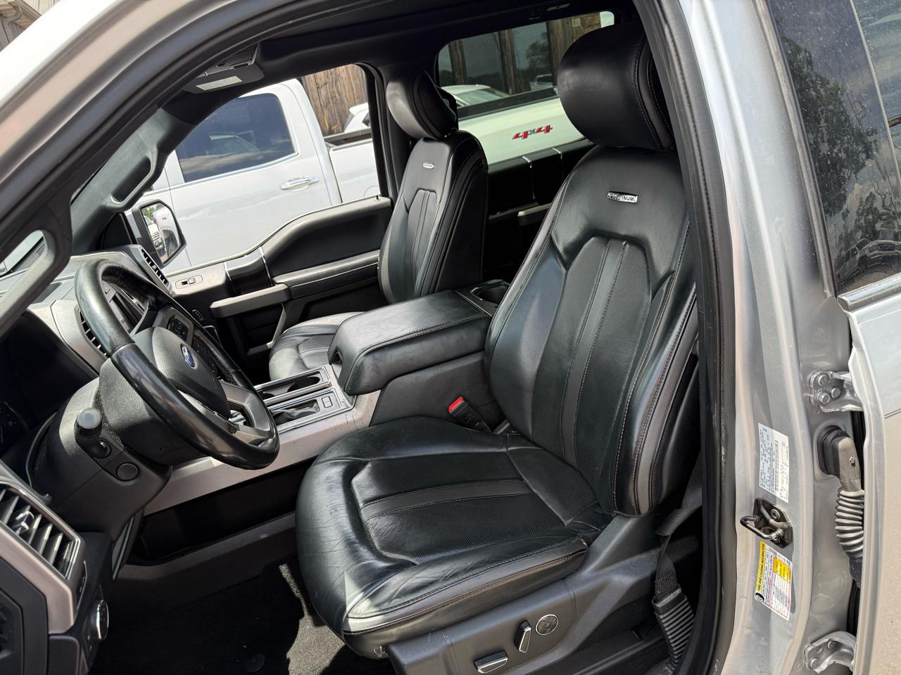 Ford F-150 Platinum SuperCrew 4WD 2019