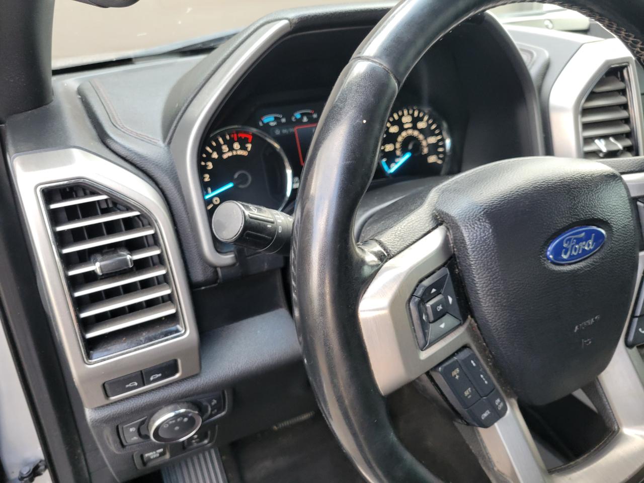 Ford F-150 Platinum SuperCrew 4WD 2019