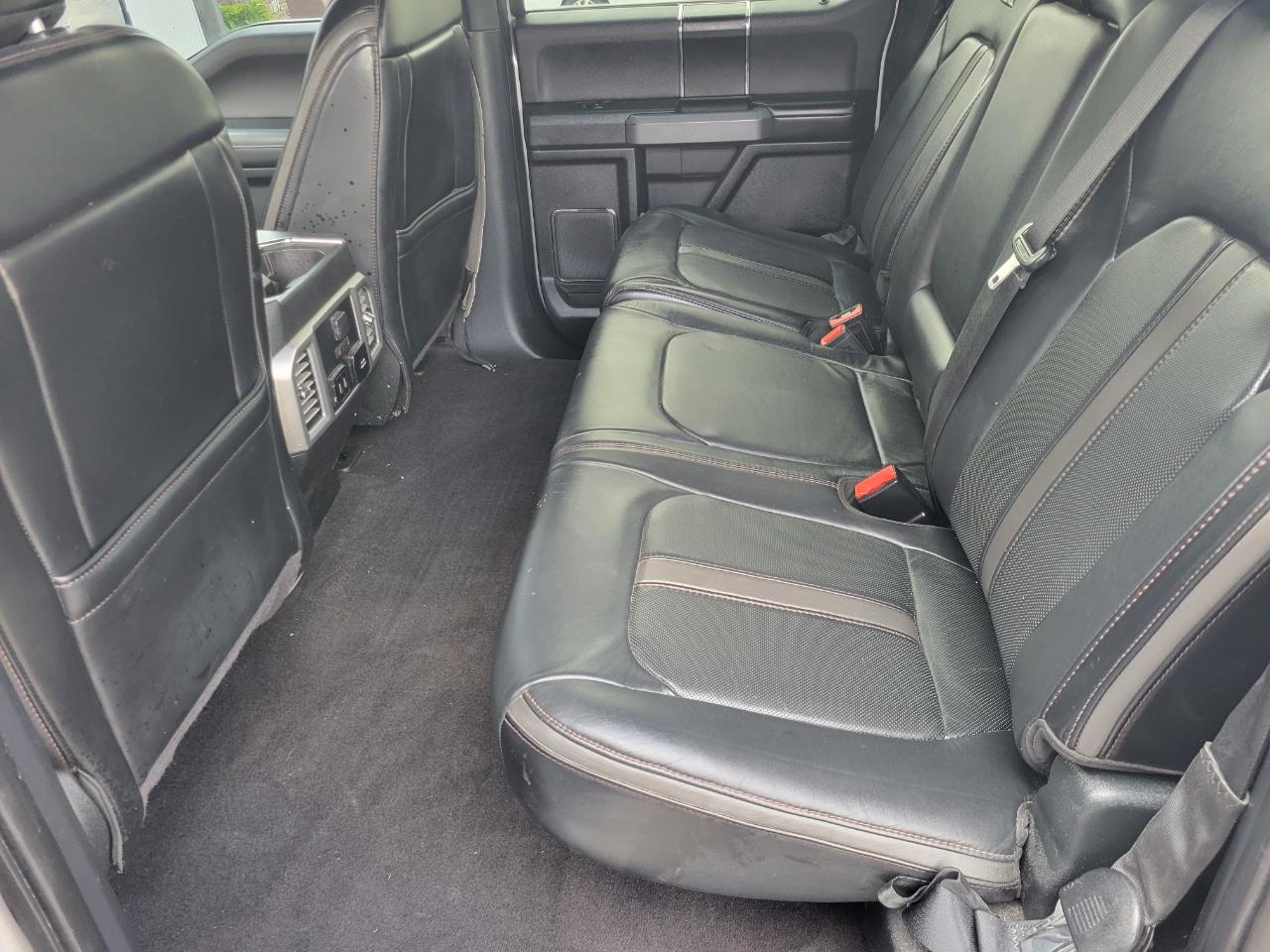 Ford F-150 Platinum SuperCrew 4WD 2019
