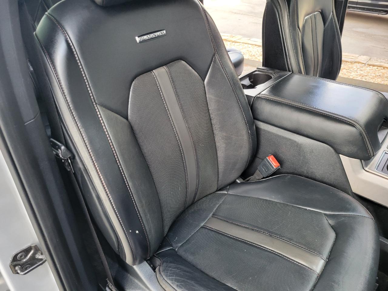 Ford F-150 Platinum SuperCrew 4WD 2019