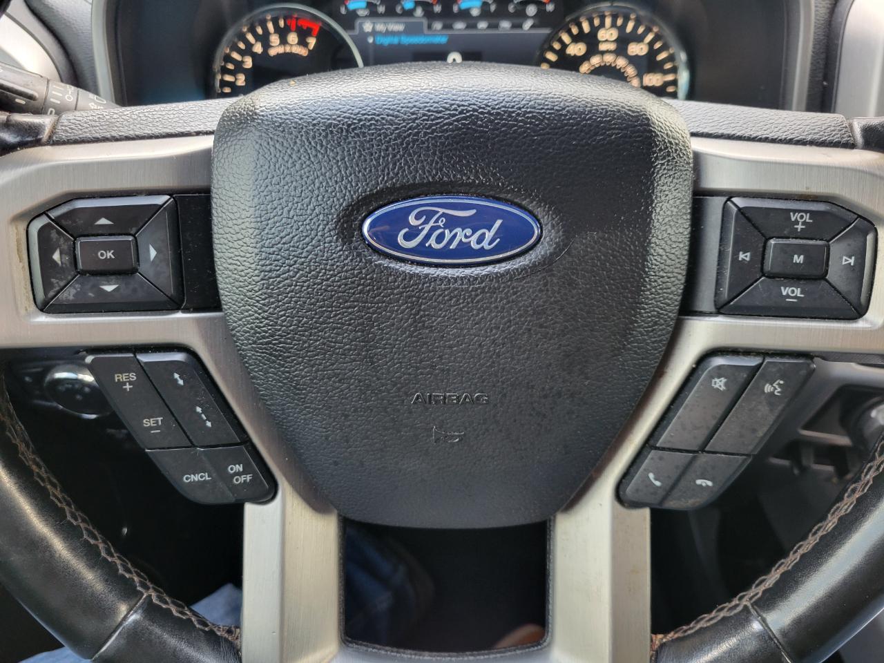 Ford F-150 Platinum SuperCrew 4WD 2019