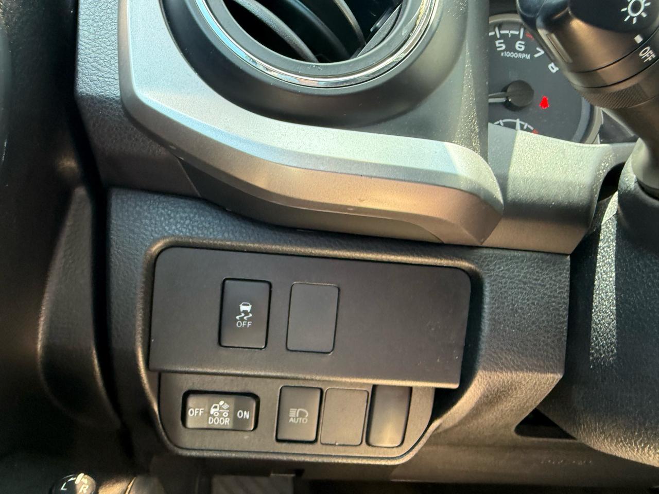 Toyota Tacoma  2020