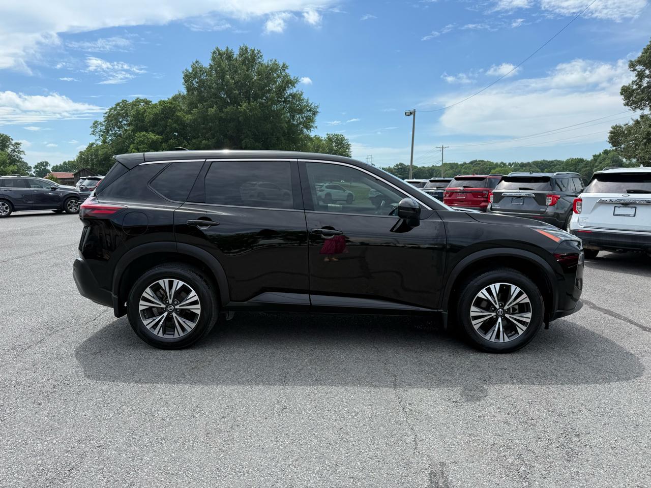 Nissan Rogue SV 2021