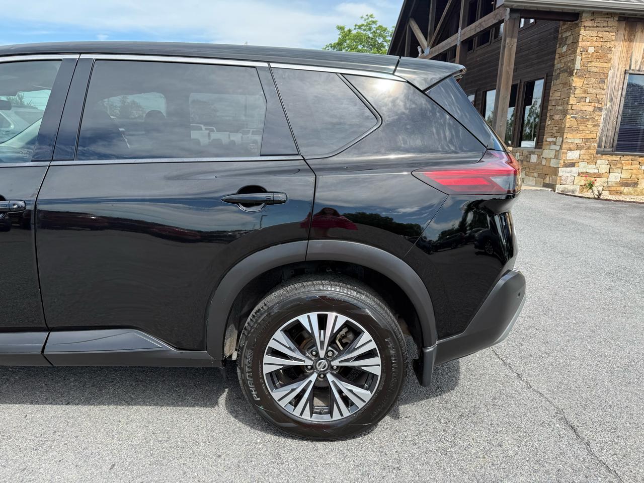 Nissan Rogue SV 2021
