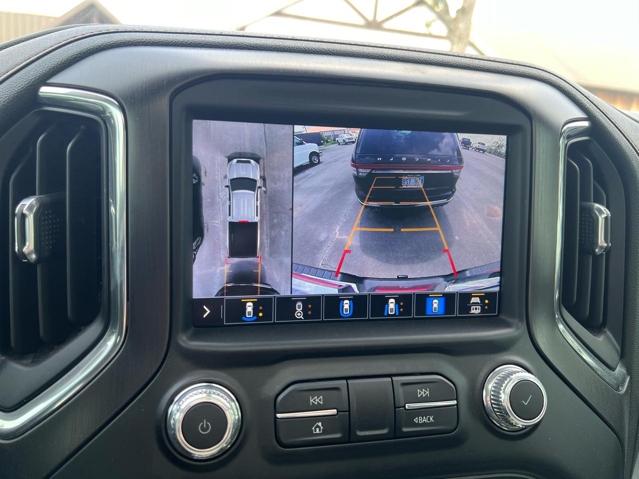 GMC Sierra 2500HD AT4 Crew Cab 4WD 2023