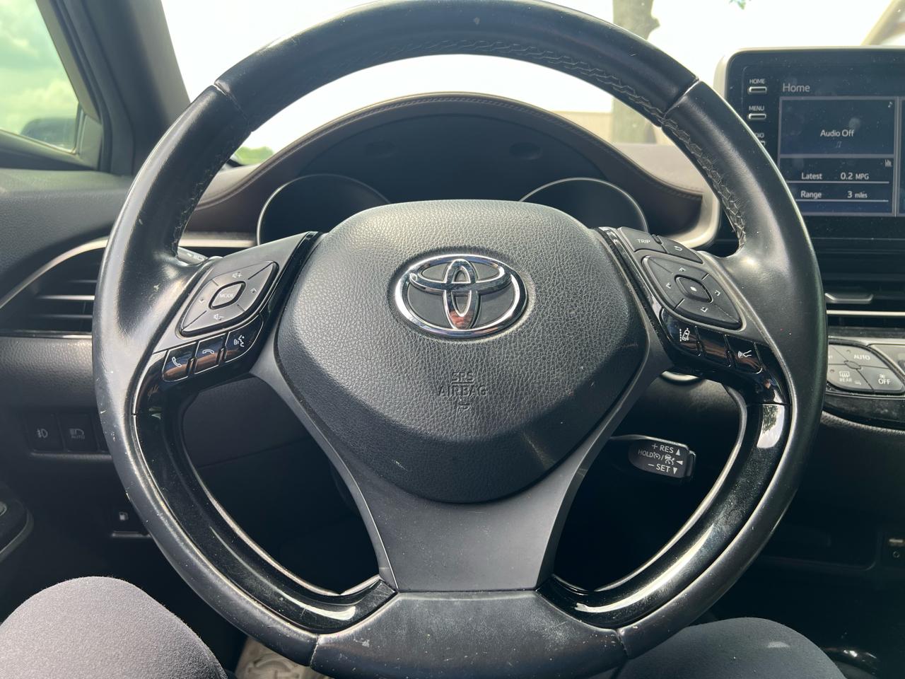 Toyota C-HR LE 2019