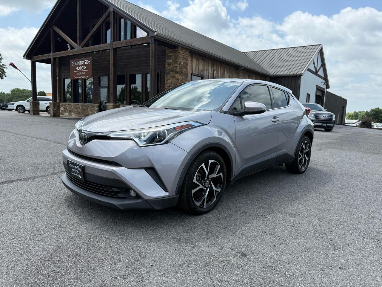 Toyota C-HR LE 2019