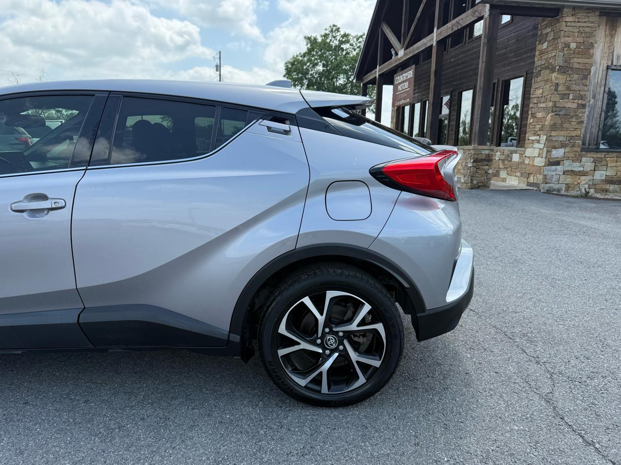 Toyota C-HR LE 2019