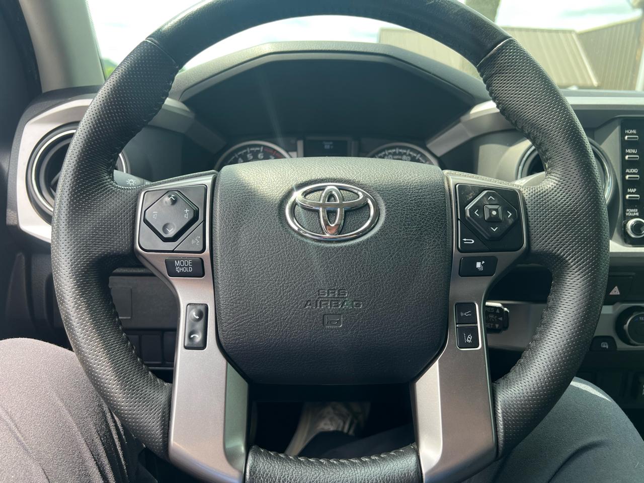 Toyota Tacoma 2WD Double Cab V6 AT SR5 (Natl) 2022